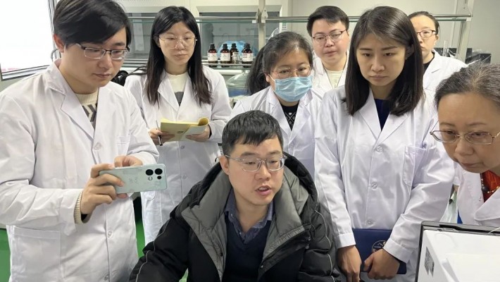 甘肅藥業(yè)集團(tuán)國方檢驗檢測有限公司開展專業(yè)儀器驗收暨專業(yè)人員培訓(xùn)